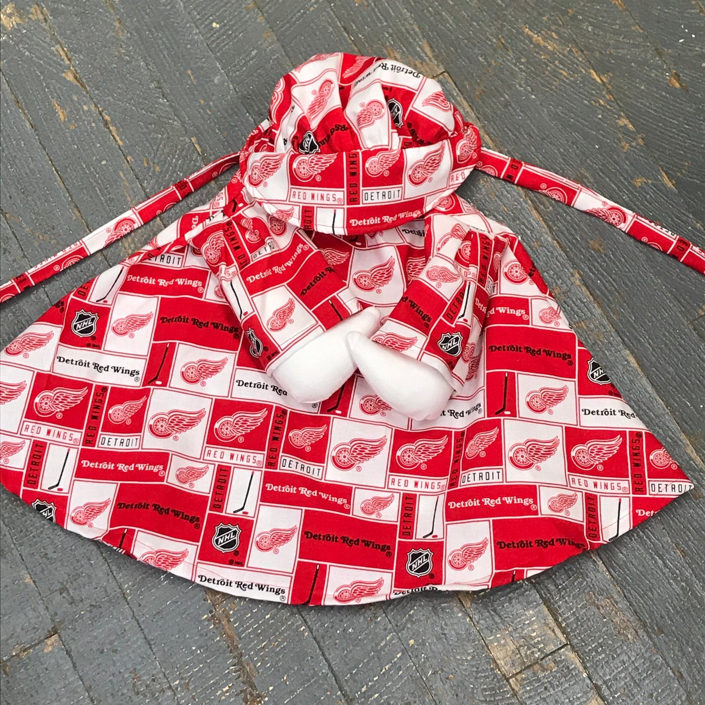 Goose Clothes Complete Holiday Goose Outfit MLH Detriot Redwings Hockey