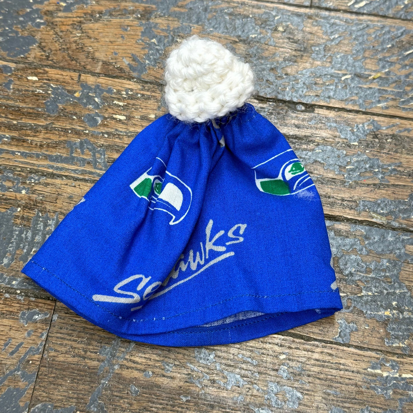 Goose Clothes 7" Complete Holiday Desk Goose Outfit Seattle Seahawks Shades