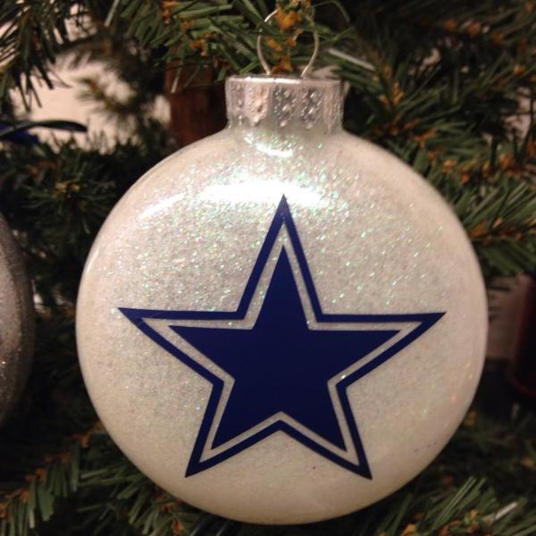 Holiday Christmas Tree Ornament NFL Football Dallas Cowboys