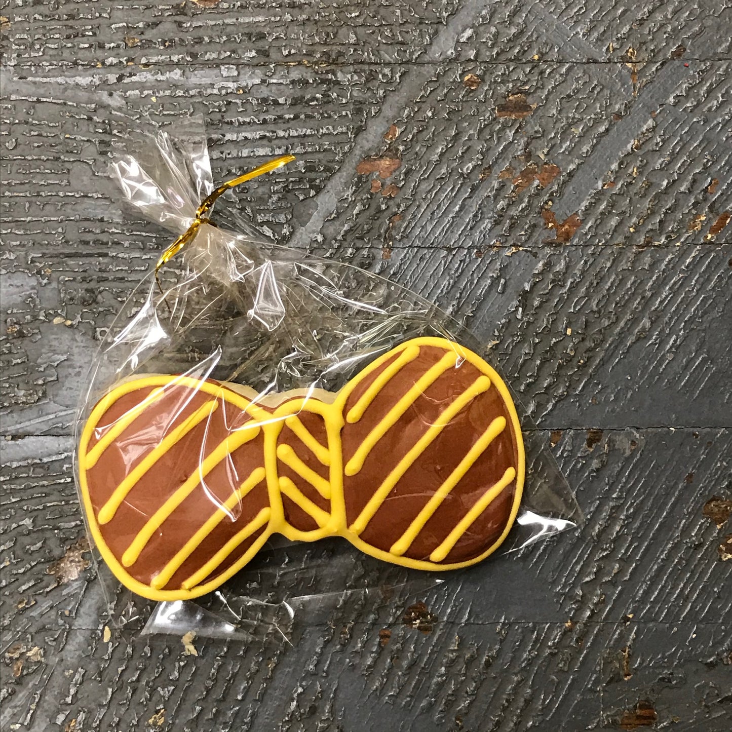 Laurie's Sweet Treats Cookie Bow Tie