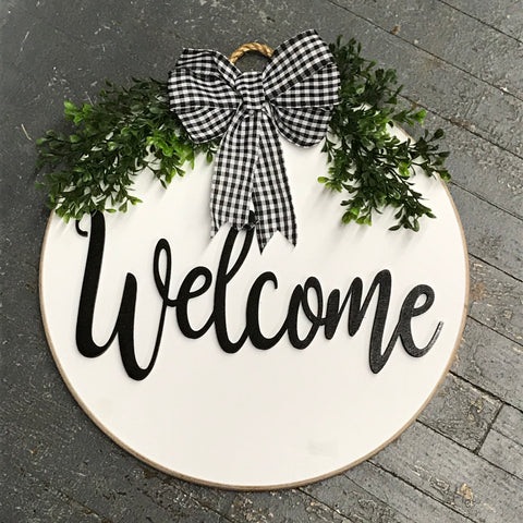 Welcome Round White Indoor/Outdoor Wall Sign Door Wreath