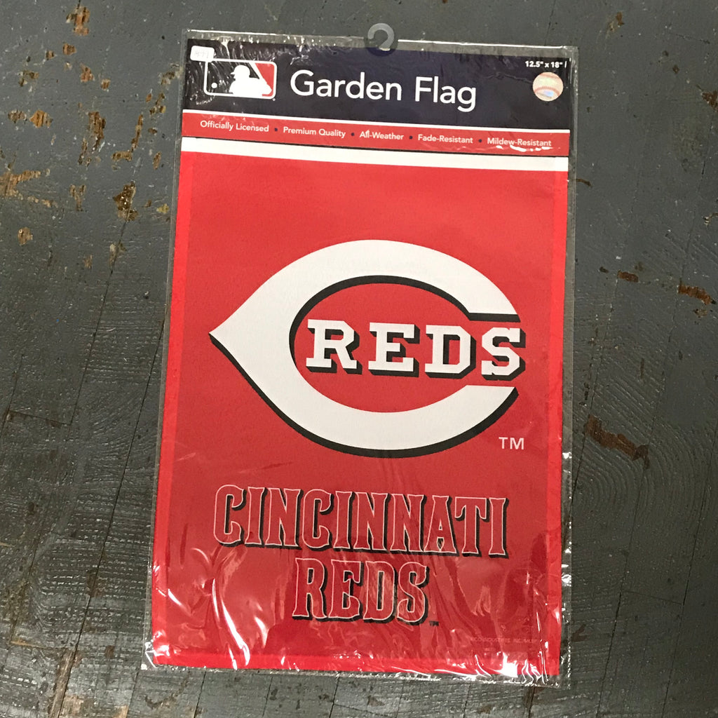 Cincinnati Reds Baseball Garden Flag