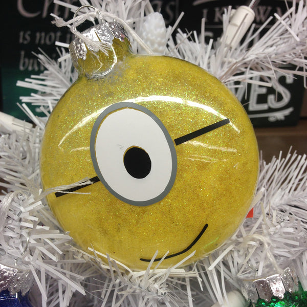 Holiday Christmas Tree Ornament Despicable Me Minion 