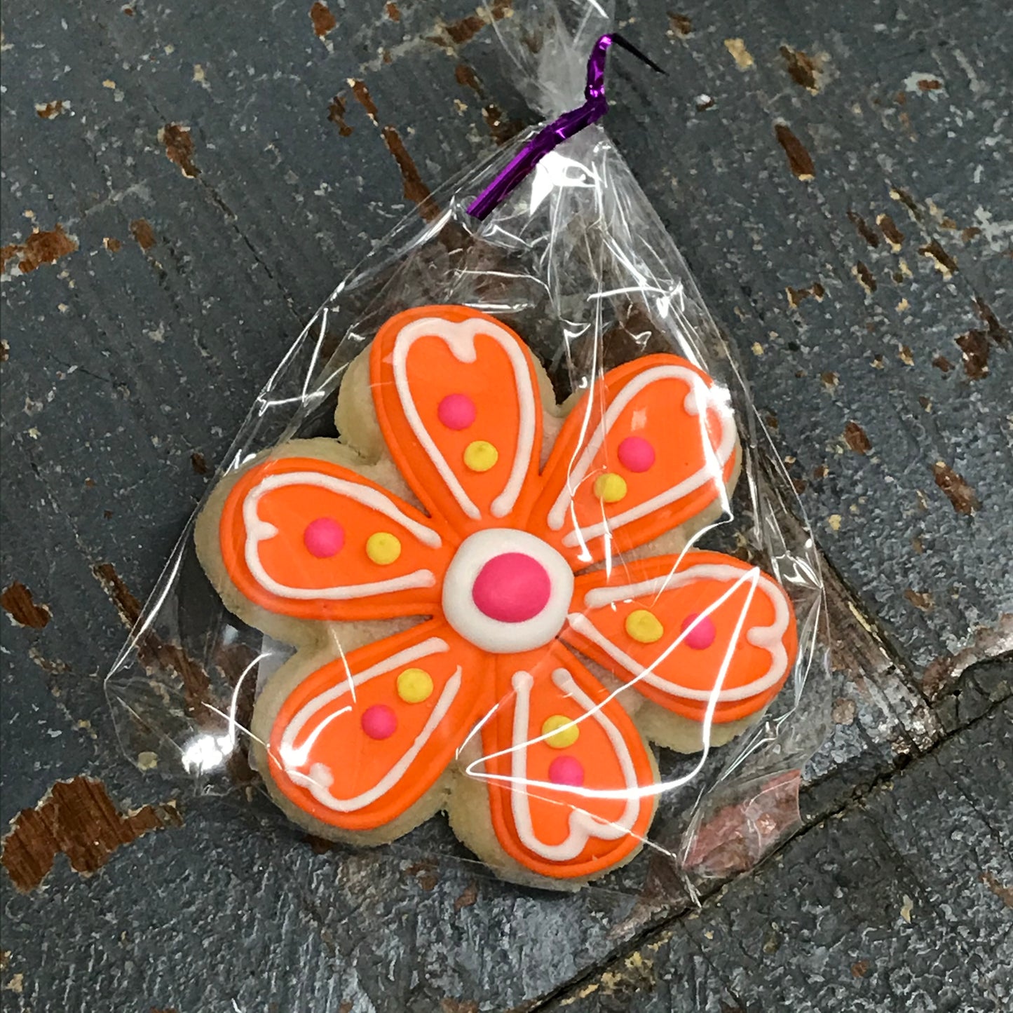 Laurie's Sweet Treats Cookie Daisy Flower Orange