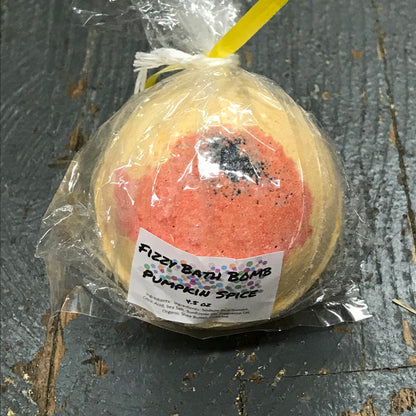 Pumpkin Spice Fizzy 4.5oz Bath Bomb