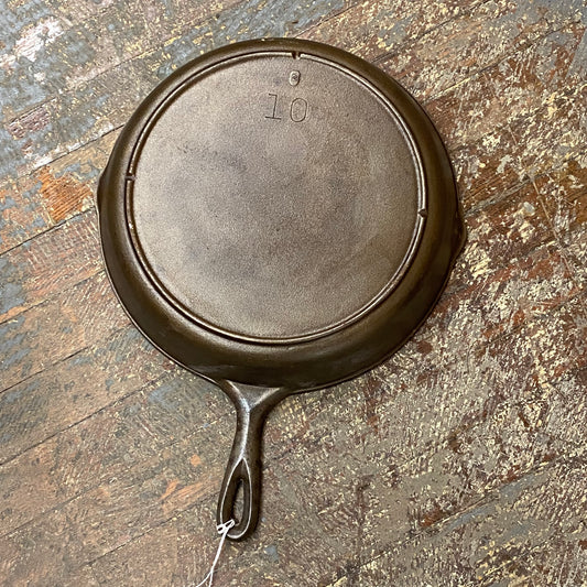 Cast Iron Cookware 2 No 10 Skillet #30