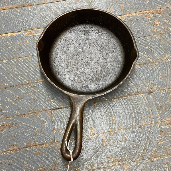 Cast Iron Cookware "Y" No 3 Skillet #47