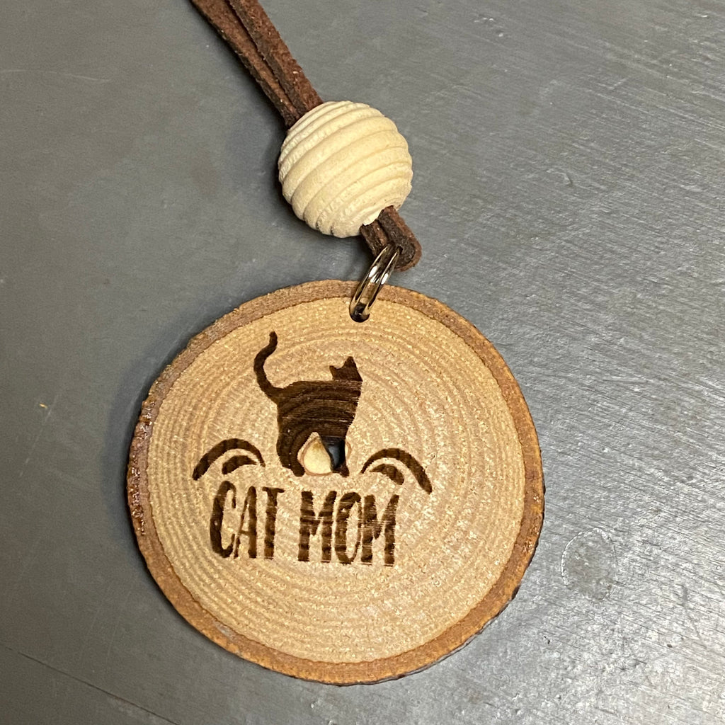 Log Slice Wood Engraved Key Chain Cat Mom