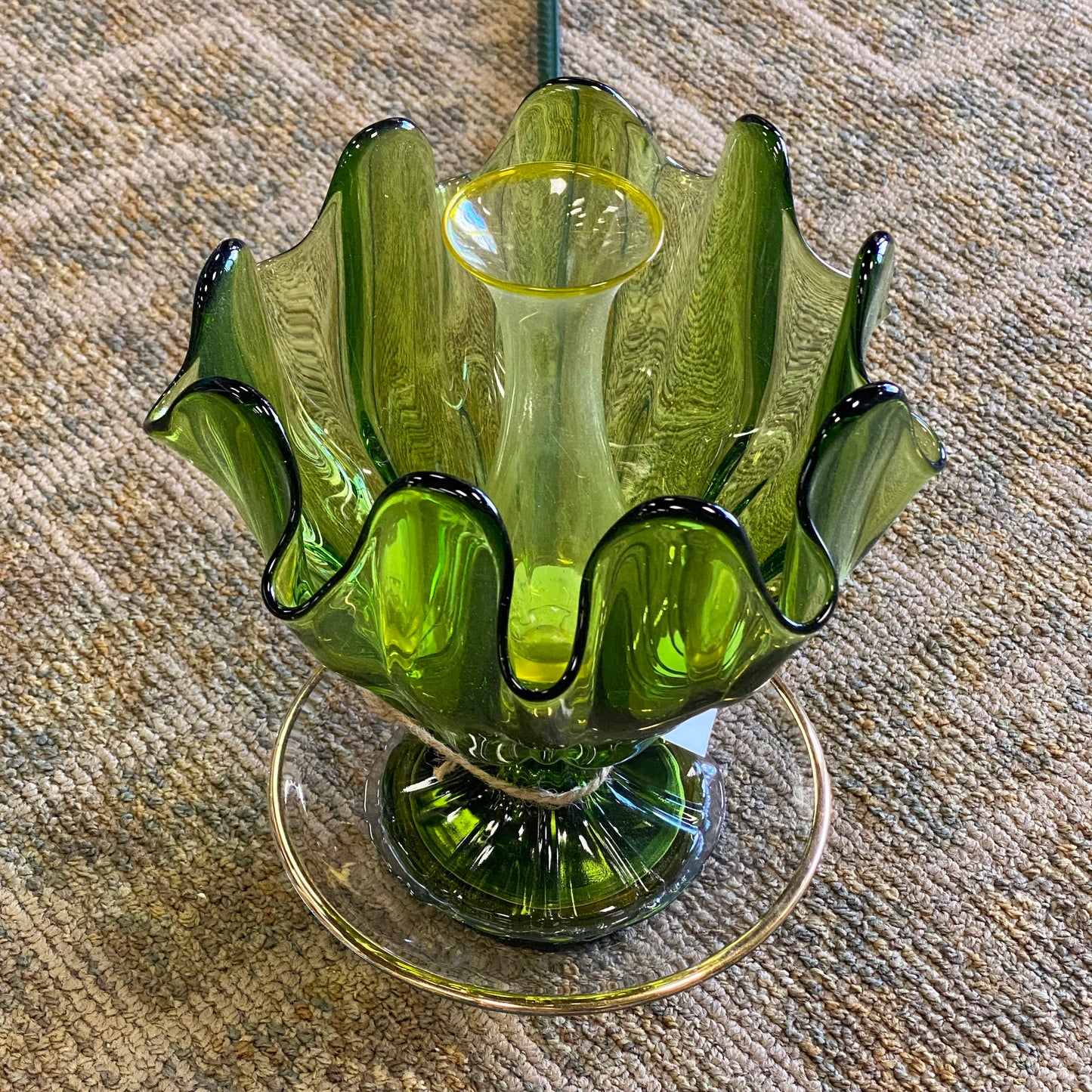 Depression Glass Garden Flower Large Green Yellow Trumpet Gold Rim