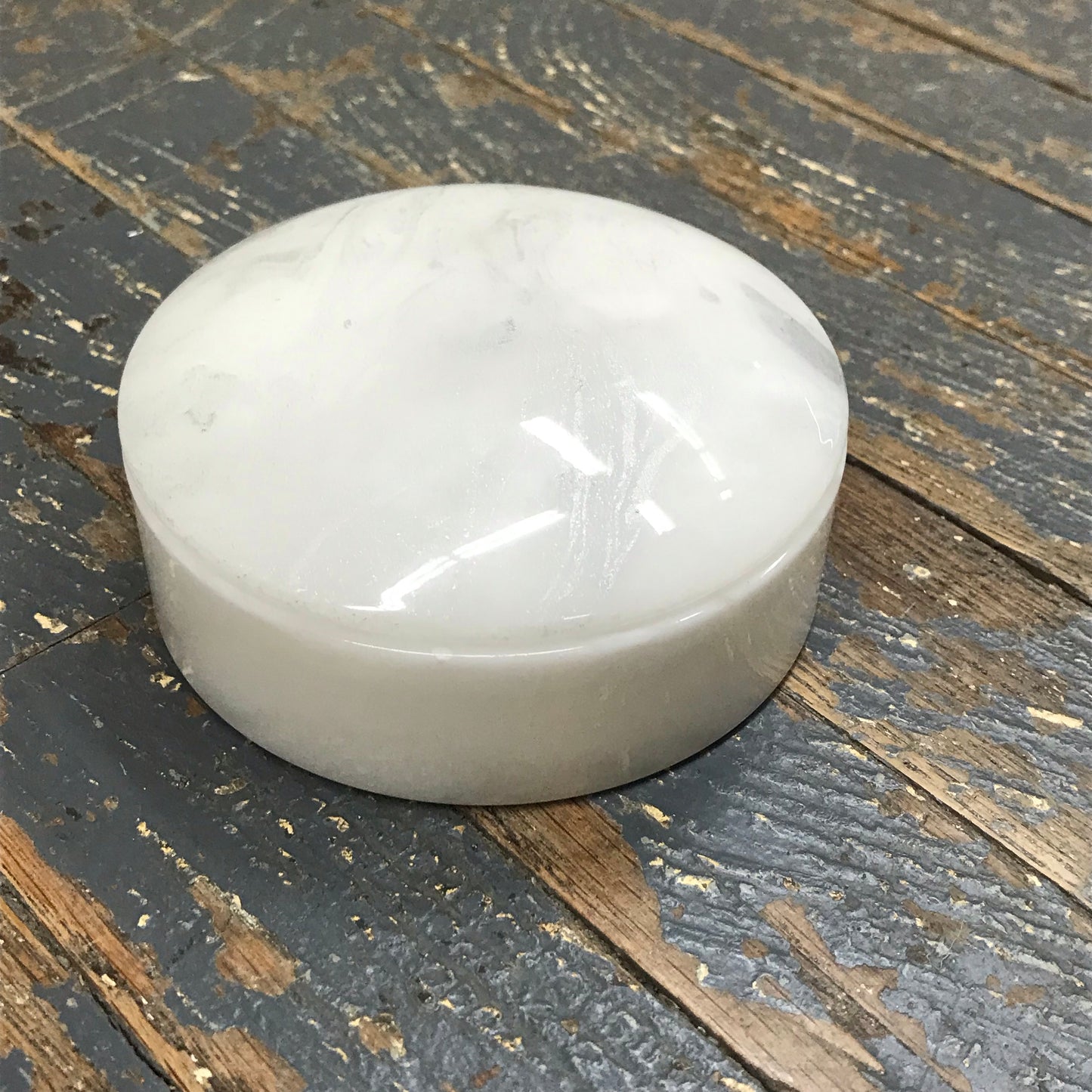 Genuine Volterra Alabaster Italian Swivel Top Trinket Box Flat Curve Round White